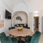 Semesterbostad Casa Nido Stadthaus Mit Meerblick Terrasse Ostuni
